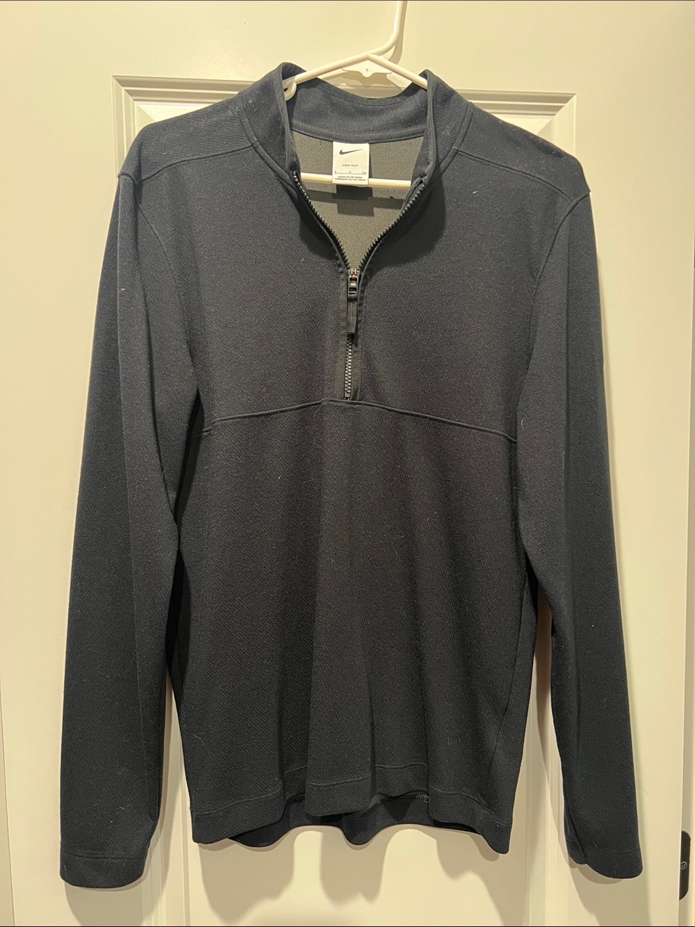Nike Men's Black Half-Zip Pullover Sweater